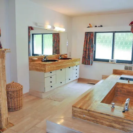 Holiday Chevalerie Ferienhaus *